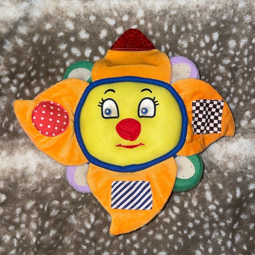 Sunshine symphony baby crib toy in EUC